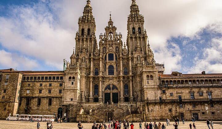 Santiago de Compostela Private Walking Tour with Cathedral Ticket