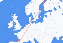 Flights from Pau, Pyrénées-Atlantiques, France to Vaasa, Finland