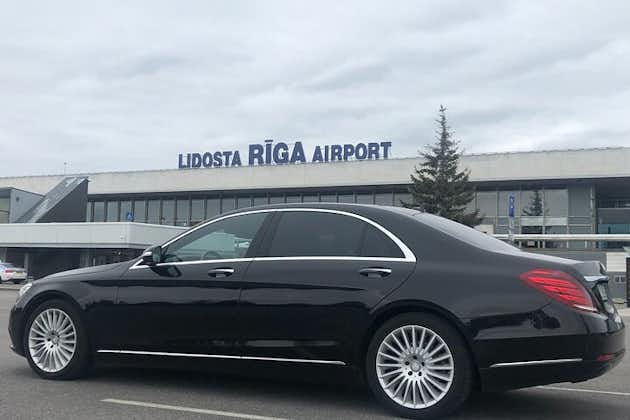 Transfert privé de l'aéroport de Riga à la ville de Riga