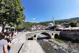 Yksityinen koko päivän matka Pristinaan ja Prizreniin Skopjesta