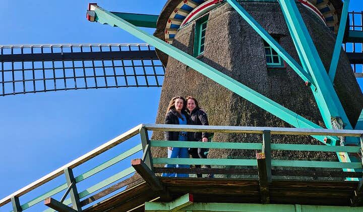 Volendam, Edam and Zaanse Schans Windmills Live Guided Day Tour from Amsterdam