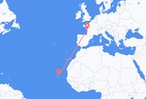 Voli from Ilha do Sal, Capo Verde to La Rochelle, Francia