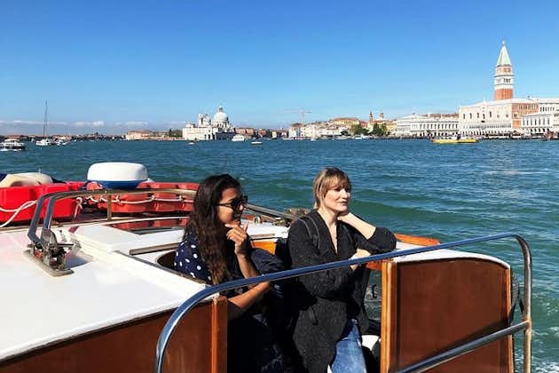 Excursion d'une journée en bateau sur les îles de Venise depuis la place Saint-Marc