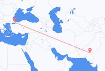 Flyrejser fra Sukkur, Pakistan til Istanbul, Tyrkiet