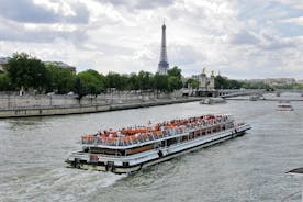 Private City Tour of Paris & River Cruise with Hotel Pick-Up