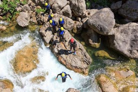 Cetina River Extreme Canyoning Adventure från Split eller Zadvarje