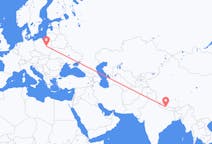 Flyreiser fra Pokhara, til Warszawa