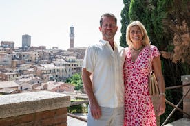 Full-Day Siena Private Tour with Personal Photographer from Pisa