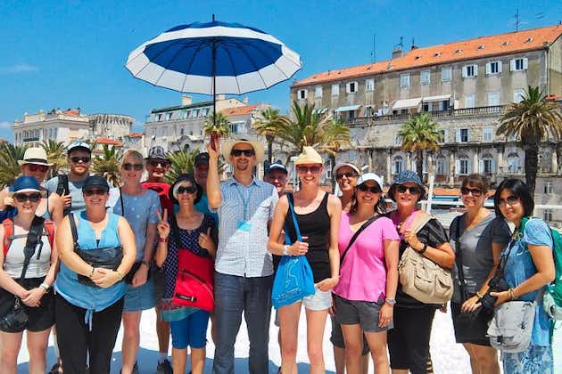 Gran visita a pie a Split con cata de vinos y degustación de comida