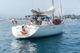 Private Segelboot-Kreuzfahrt, Schwimmen und Paddeln in Cap d'Antibes
