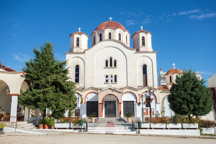 Photo of Greek Orthodox Church in Alexandroupolis.