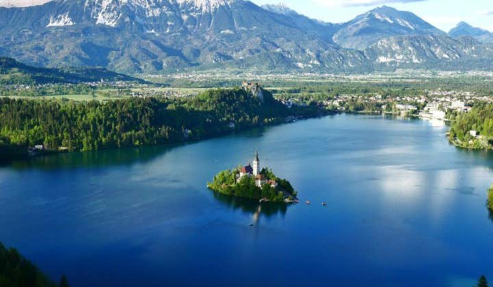 Viaje en grupo compartido al lago Bled y Ljubljana desde Koper