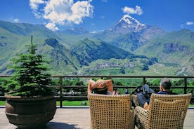 Best of Kazbegi - muss eine Bergtour von Tiflis aus machen