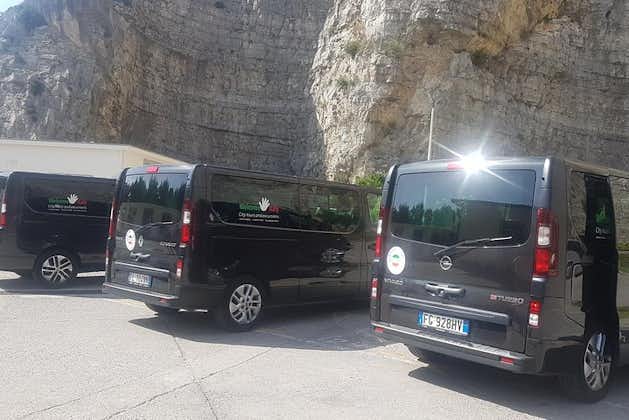Rome: Shuttle dayTransfer from City Center to Fiumicino Airport