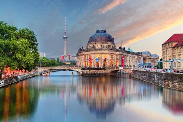 Berlin Night Tours By Locals: Private & Personalized, See the City Unscripted