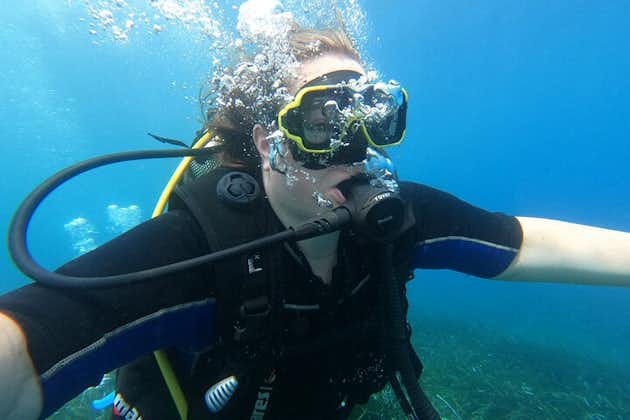 Certification de plongée sous-marine en activité de 2 jours à Santorin