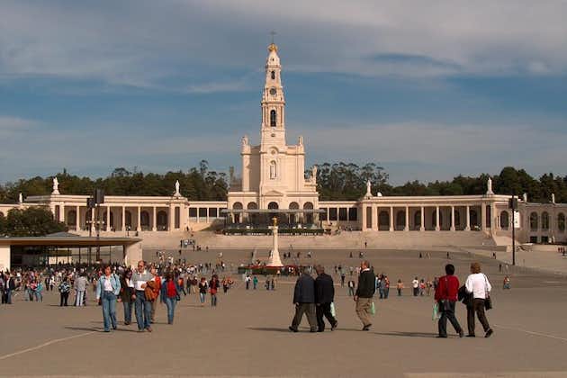 Private Full-Day Fátima and Western Region Tour from Lisbon