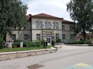 黑山貝拉內的酒店及住宿