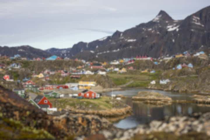 Flights from from Crotone to Sisimiut