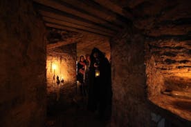Small Group Ghostly Underground Vaults Tour i Edinburgh