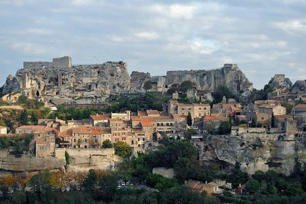 PRIVATE Full Day Roman and Medieval Provencal Heritage Walking Tour from Avignon