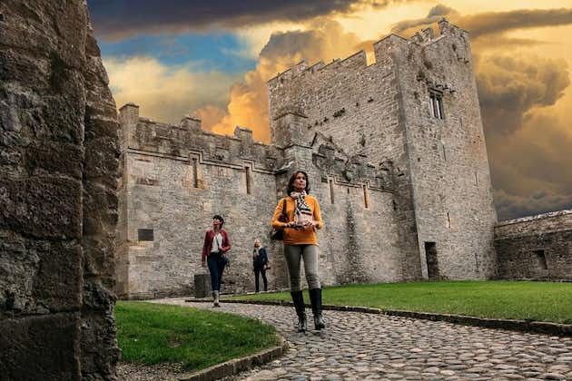 Cork City, Cahir Castle en Rock of Cashel Tour met de Spaanse spreekgids