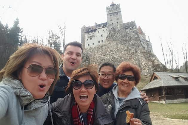 8h Dracula's Castle Private Tour from Bucharest - Fast Tour