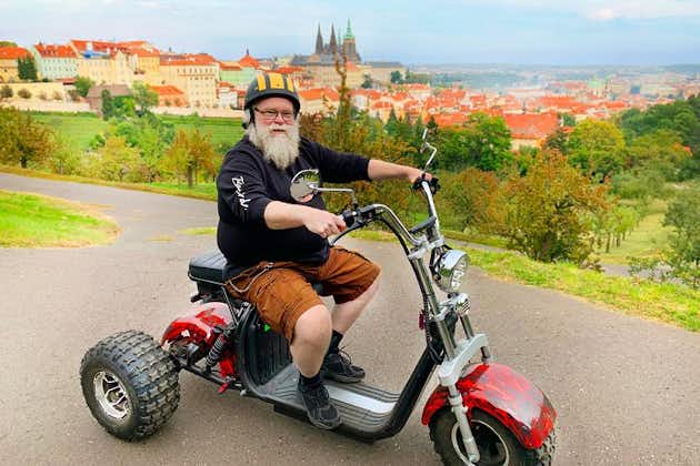 Incrível passeio de triciclo elétrico em Praga, guia ao vivo incluído