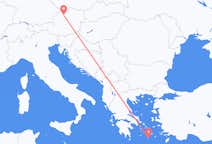オーストリアのリンツから、ギリシャのサントリーニ島までのフライト