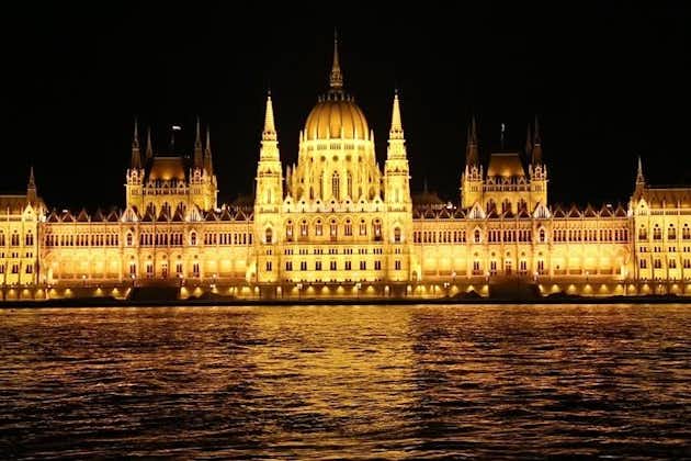 Recorrido por la ciudad de Budapest VR y crucero nocturno por el río Danubio