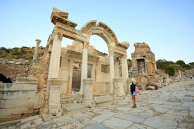 Tour privato di Efeso da/per Kusadasi, Istanbul e Bodrum
