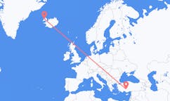 航班从土耳其科尼亚市到伊萨菲厄泽市，冰岛塞尔