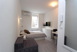 Apartments Simple Teslina