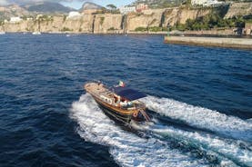 Experiencia privada al atardecer en la costa de Sorrento