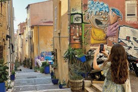 The Panier, Marseille's historic district audio-guided walking tour on smartphone