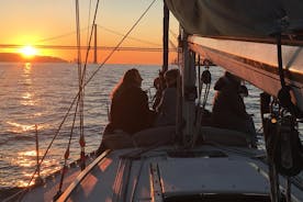 Lisbon Sunset Sailing Tour with White or Rosé Wine and Snacks