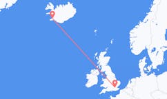 Fly fra byen London, England til byen Reykjavik, Island