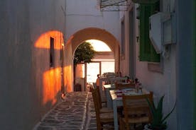 Belle balade photo au coucher du soleil à Paros
