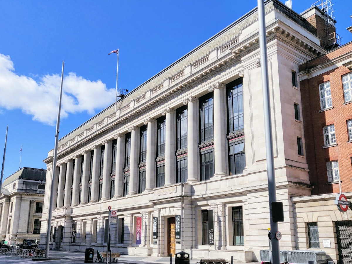 Science museum london. Музей науки в Лондоне здание. Музей науки в Англии в 1857. Музей Веллингтона в Лондоне. Художественный музея в Южном Кенсингтоне (Лондон) 1857 г..