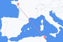 Flyreiser fra Enfidha, Tunisia til Nantes, Frankrike