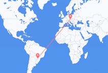 Flyg från Cascavel (kommun i Brasilien, Paraná, lat -25,05, long -53,39), Brasilien till Linz, Österrike