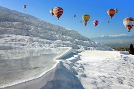 Dagelijkse Pamukkale-tours met ballonvaart vanuit Istanbul