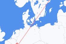 从卢森堡飞往斯德哥尔摩的航班
