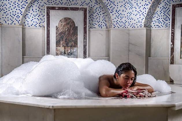 Esperienza di bagno turco tradizionale ad Alanya con massaggio con olio