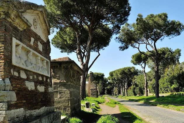 Tour Guidato Esclusivo delle Catacombe Sotterranee, Biglietto e Trasferimento da/per Roma