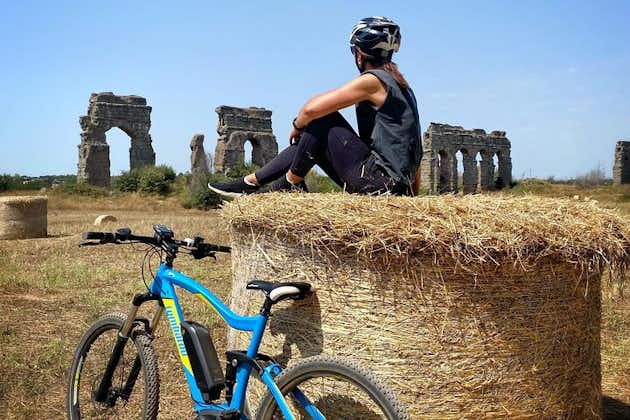 Appian Way on E-bike: Tour with Catacombs, Aqueducts and Food.