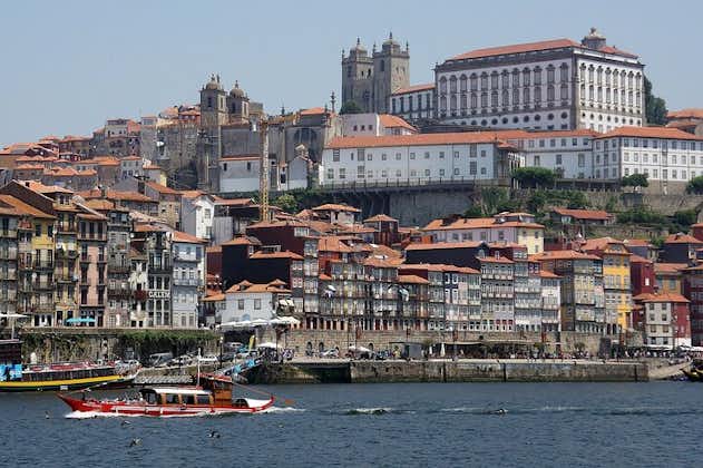 Privat transfer från Sintra till Porto med 2 timmar för sightseeing