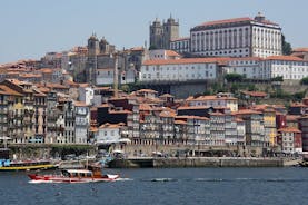 Transfert privé de Sintra à Porto avec 2 heures de visites