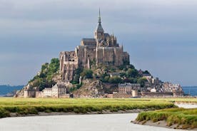 Visite privée du Mont Saint-Michel avec billets pour l'abbaye et guide touristique