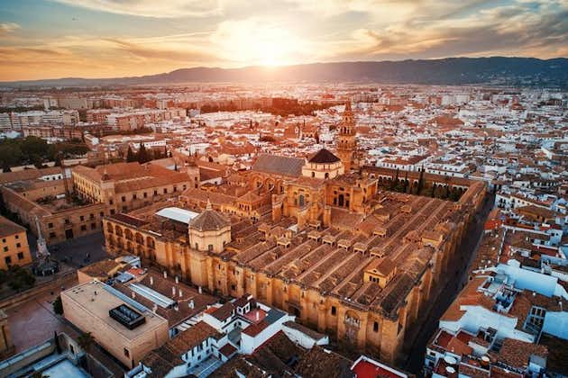 Cordoba Mosque & Jewish Quarter Guided Tour with tickets